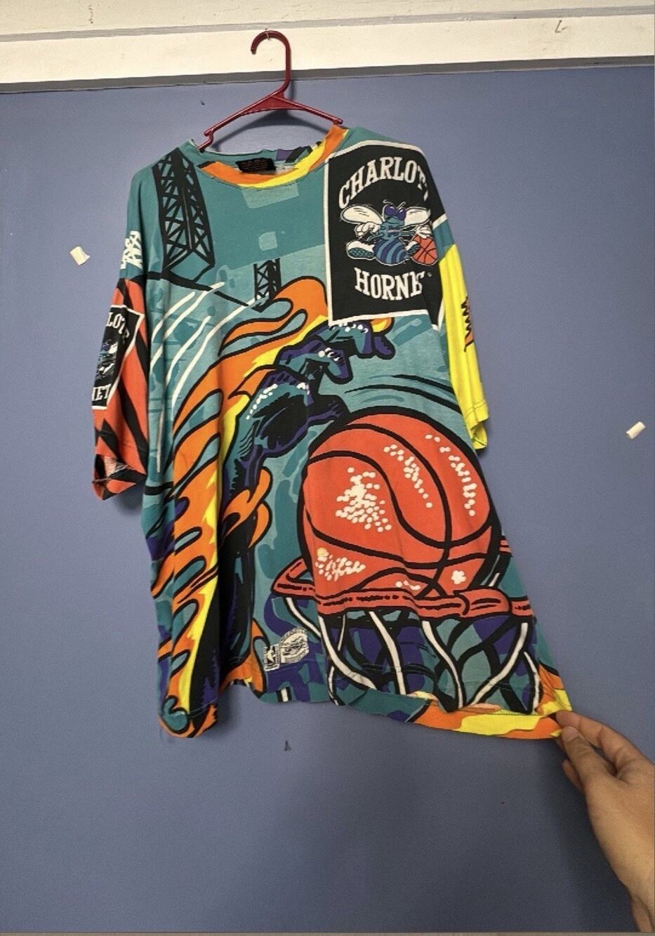 Hornets Magic Johnson Favorites Vintage AOP Tshirt Size XL Made In USA